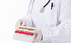 沈阳上户口亲子鉴定价格收费，沈阳权威落户亲子鉴定机构在哪里有